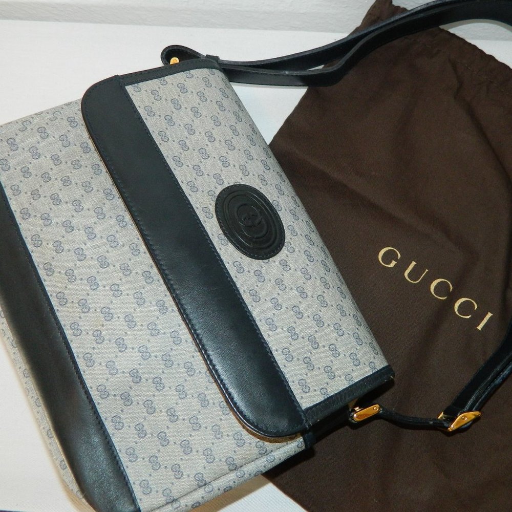 Gucci Vintage Monogram Messenger Bag
